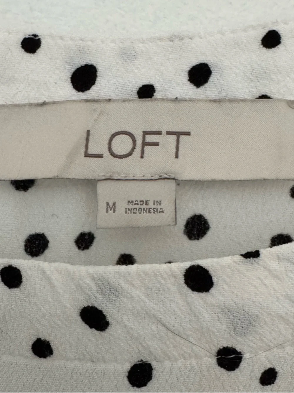 LOFT White Blouse with Black Polka Dots and Puff Sleeves - Picture 4 of 8